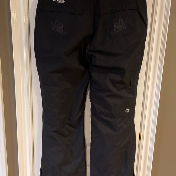 Columbia Women’s Titanium Omni-Tech Snowpants Black - Size XL - Picture 2 of 11